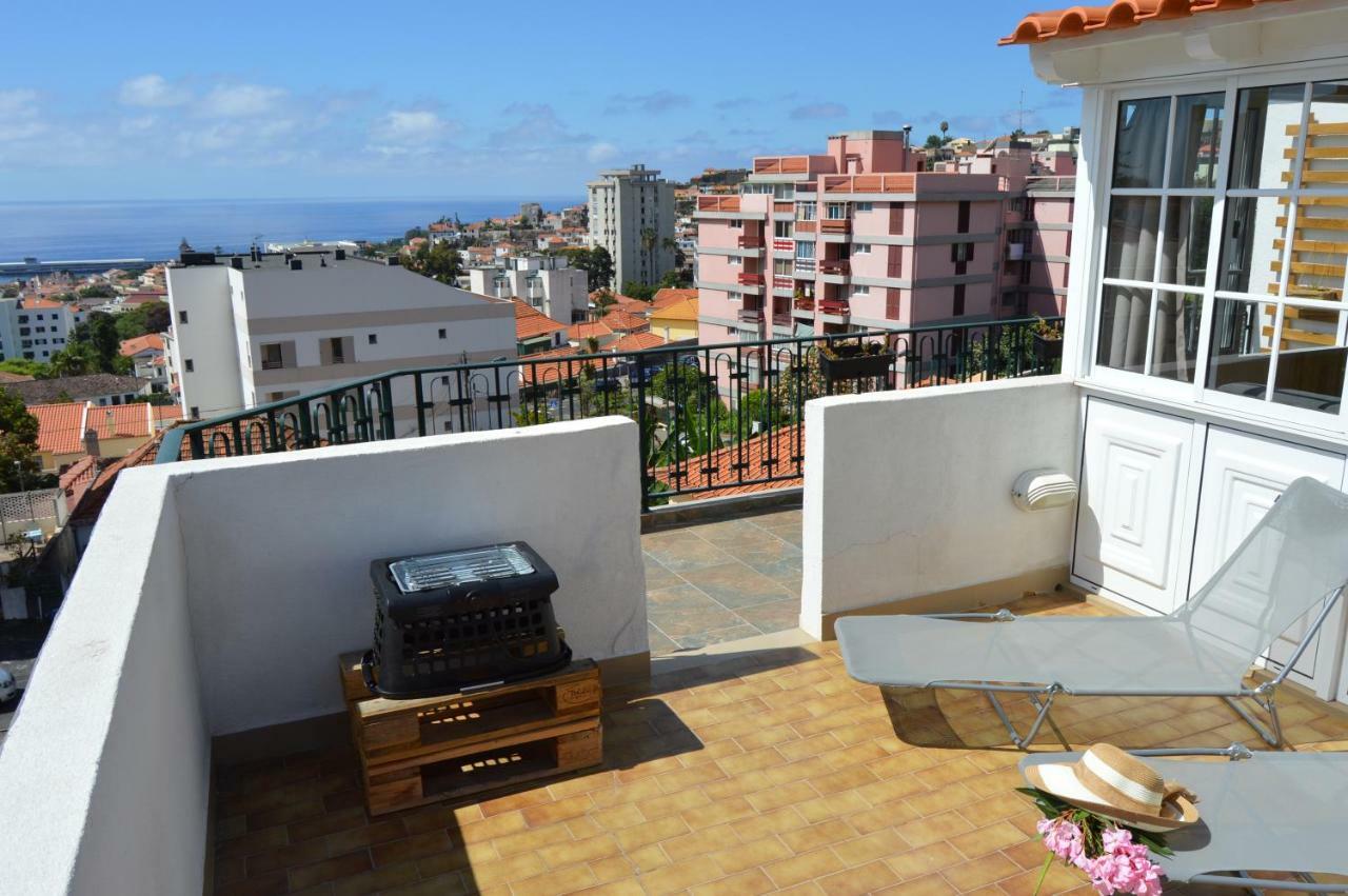 Top Floor With Balcony In Funchal Extérieur photo