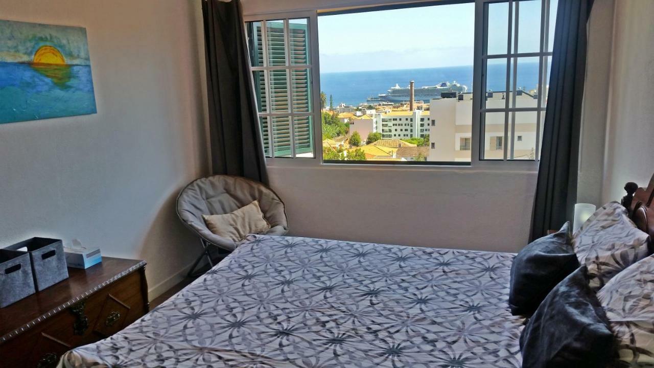 Top Floor With Balcony In Funchal Extérieur photo